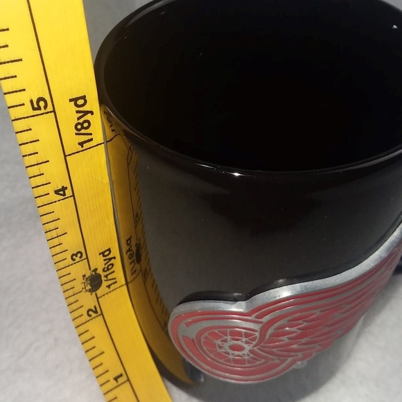 Detroit Red Wings Collector Coffee Mug - Picture 5 of 6